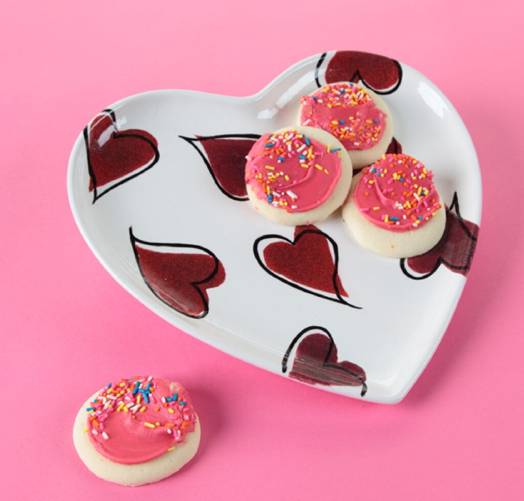 Heart Plate with Cupcakes